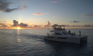 Party Sunset Cruise To Sugar Beach